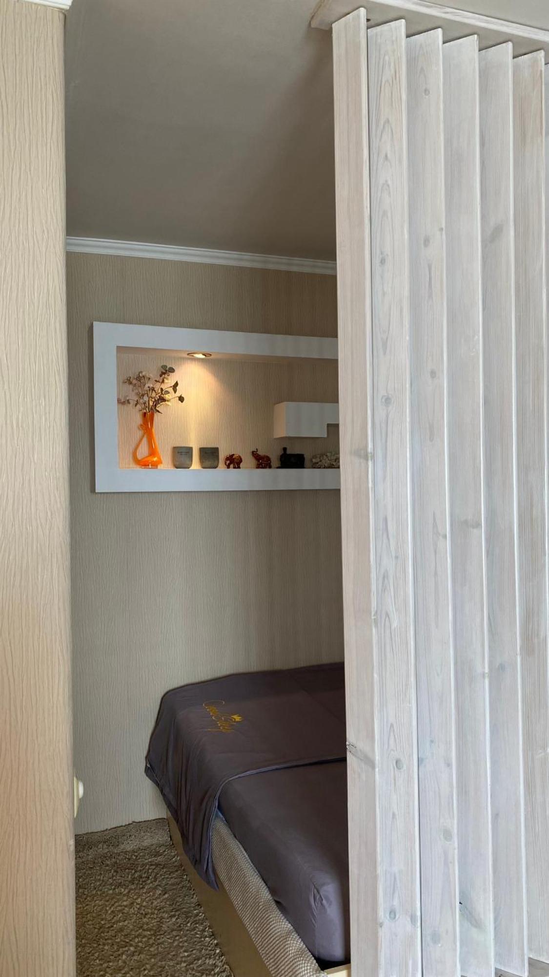 Cozy And Comfortable Apartment Cerkasî Exterior foto