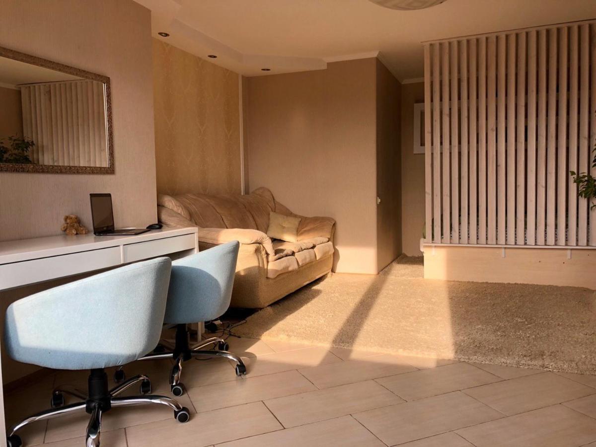 Cozy And Comfortable Apartment Cerkasî Exterior foto